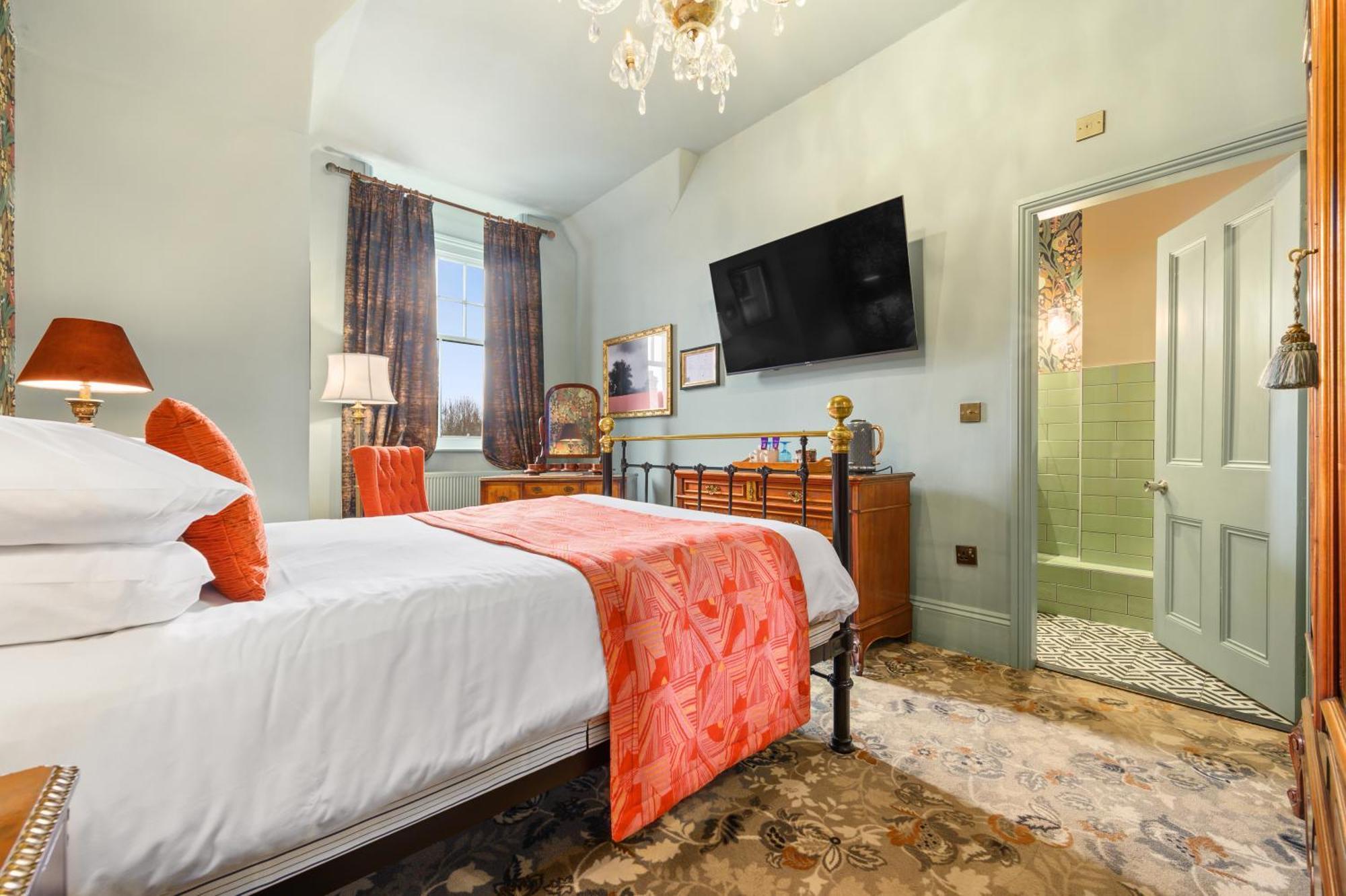 Clementine'S Guest House Йорк Экстерьер фото A bedroom at the hotel